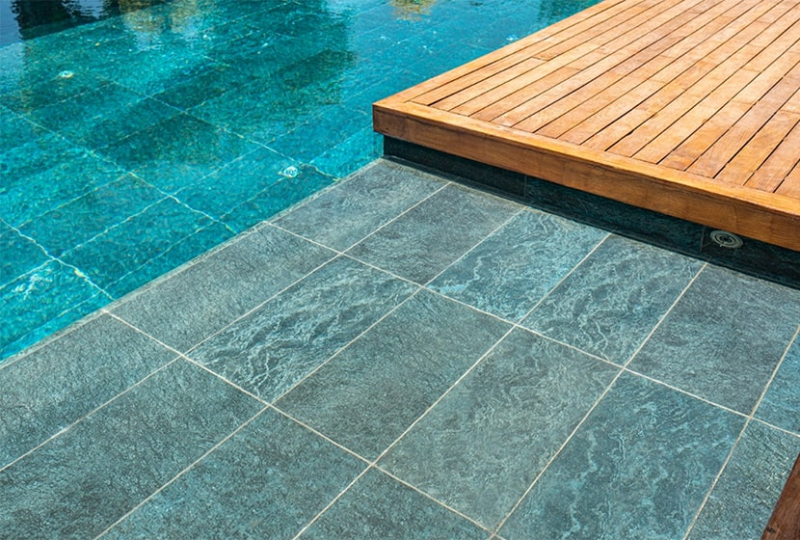 Бассейн с «морским» дном появится в сочинском отеле